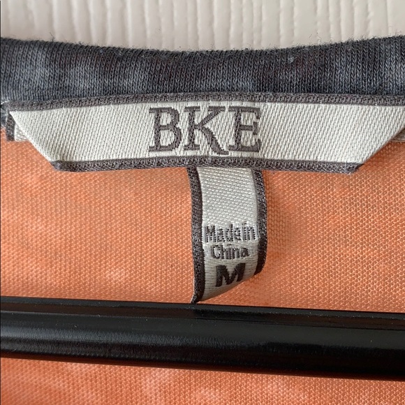 Peach Tee-Shirt - Picture 5 of 5